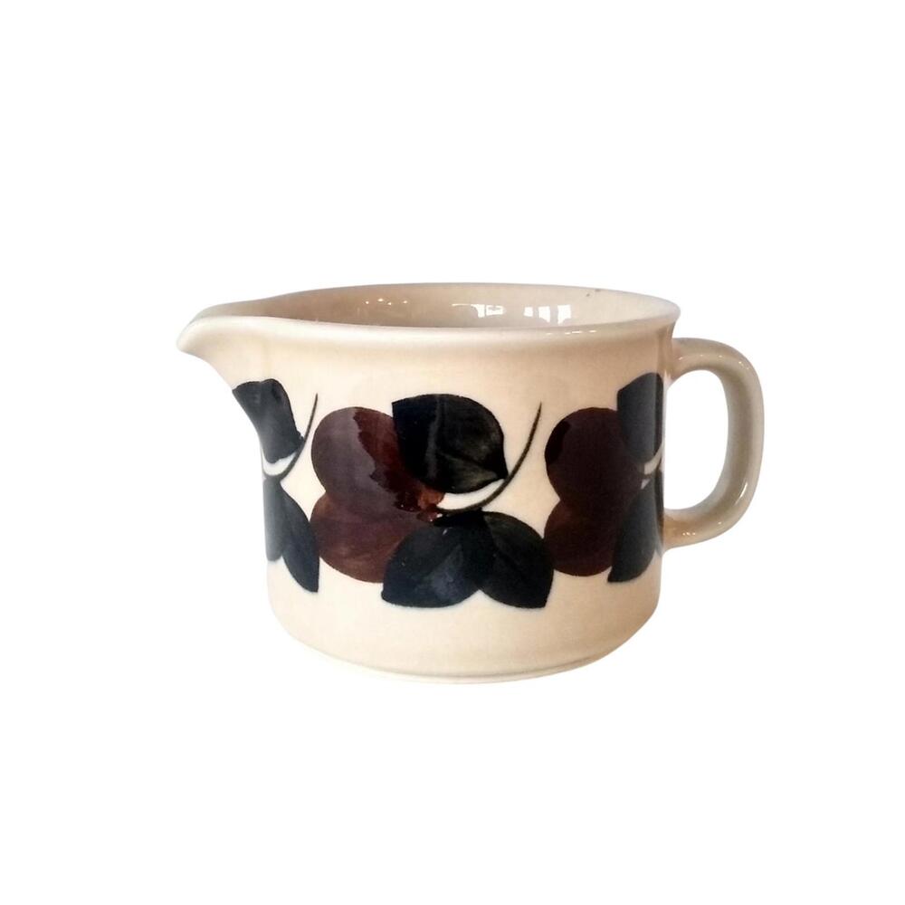 Vintage Arabia Finland Ceramic Creamer - Ruija Troubadour